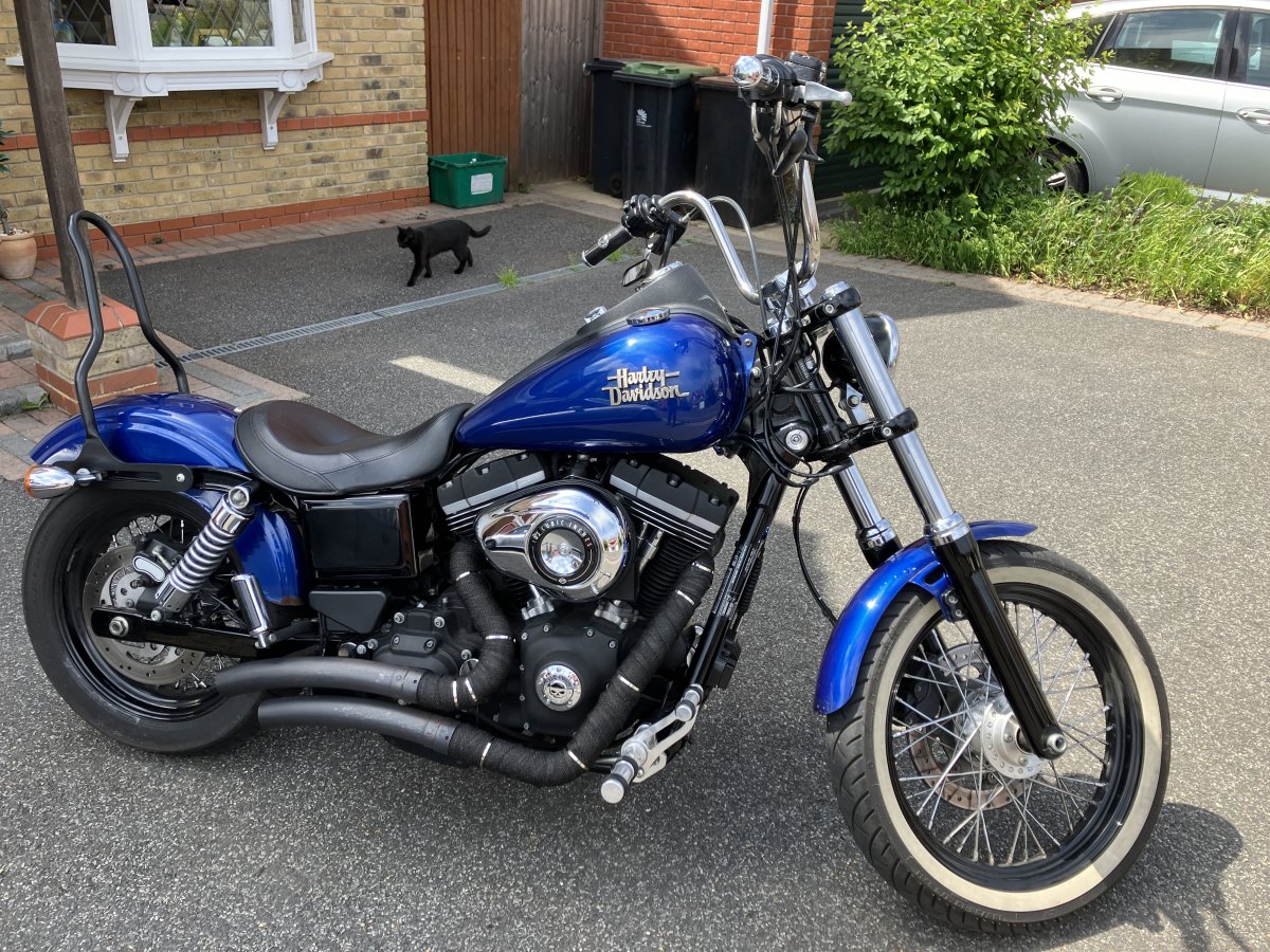 Harley-Davidson Dyna Street Bob (FXDB)